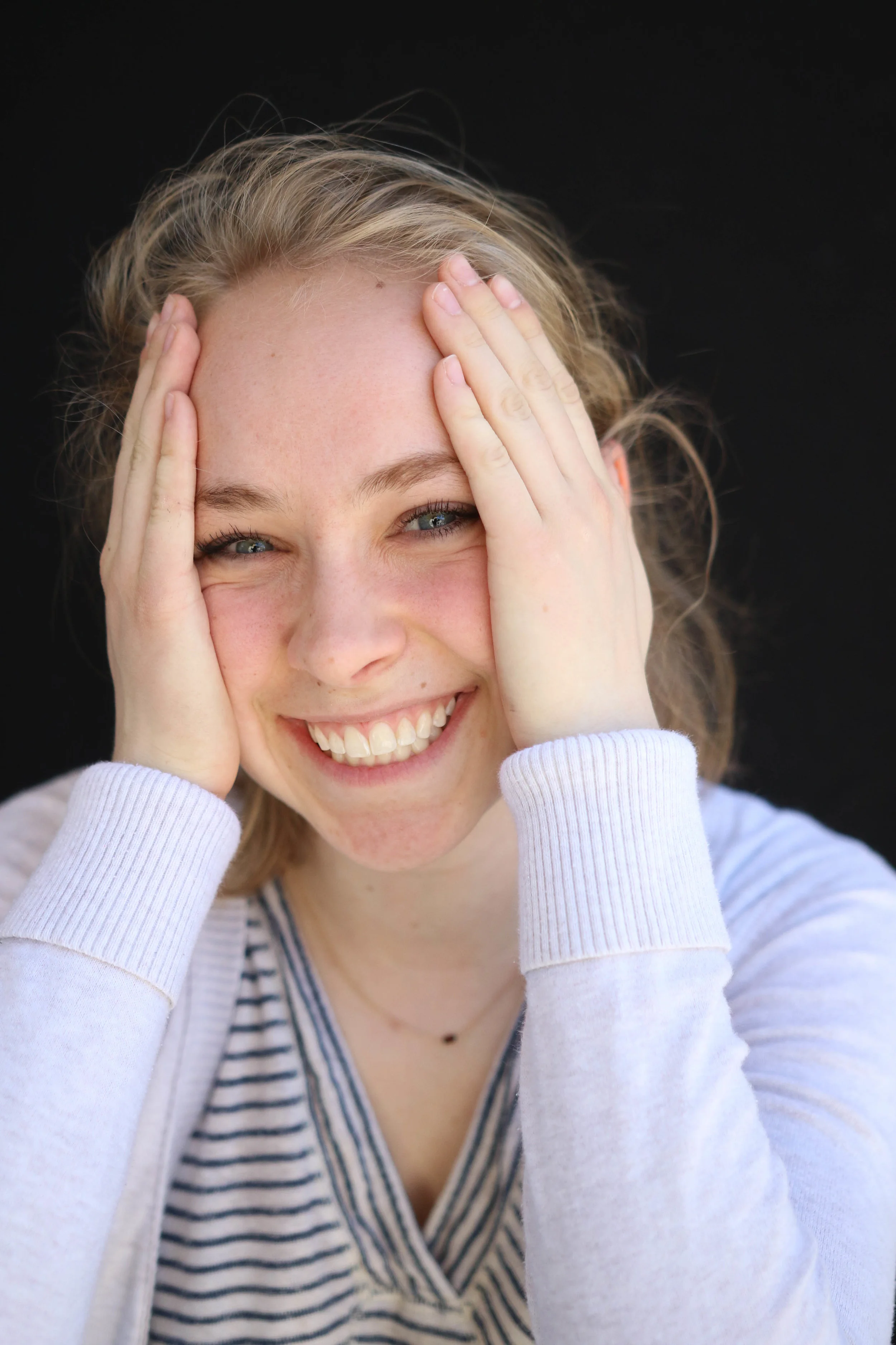 Name : Clara Welton, Hometown : Greensborl, NC, Major and Year: Chemical Engineering 2020, Activities : ESW, Theta Tau, Rock Climbing, What is the best decision you've made at Cornell? , To not be afraid to put myself out there, What's on the top of your bucket list? , Making a new ice cream flavor, Blurb : Find your sunshine