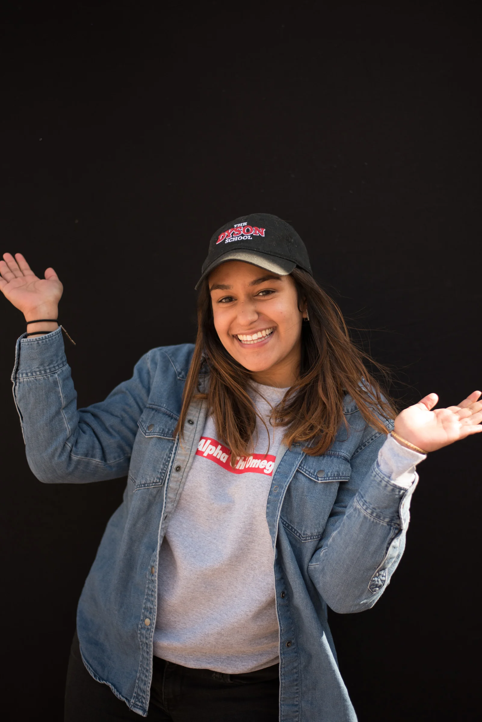 Name : Aditi Mehrotra, Hometown : Miami, FL, Major and Year : AEM '19, Activities: Alpha Chi Omega, Phi Chi Theta, Cornell Marketing Organization, Dyson Undergraduate Council, What is the best decision you've made at Cornell? , Taking really easy classes so I could have more of a social life., What's on the top of your bucket list? , Sneak into the Johnson museum at midnight., Blurb : Hey mom!!