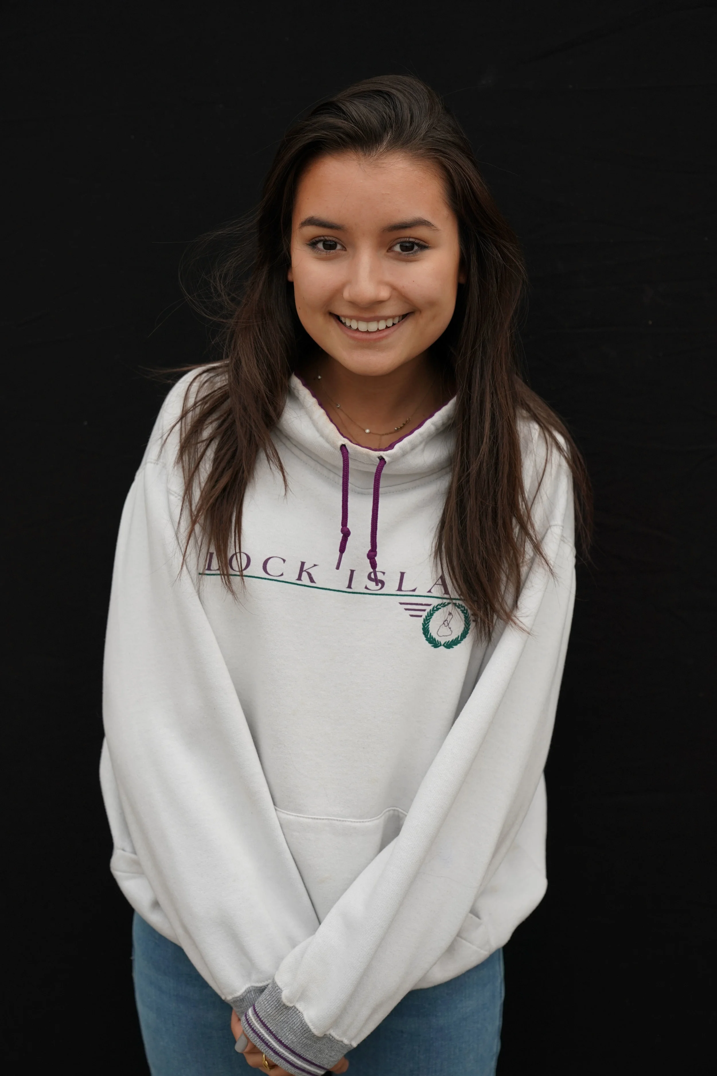 Name: Haylen Rosberger Year: 2022 Major: Biology and Society Hometown: New York City Campus activities: Reach and Cupcakes for a Cure If you could add one thing to the list of 161 Things Every Cornellian Should Do, what would you add? Eat at the sushi truck! If you could invite a convocation speaker, who would you invite? John Mulaney Blurb: .