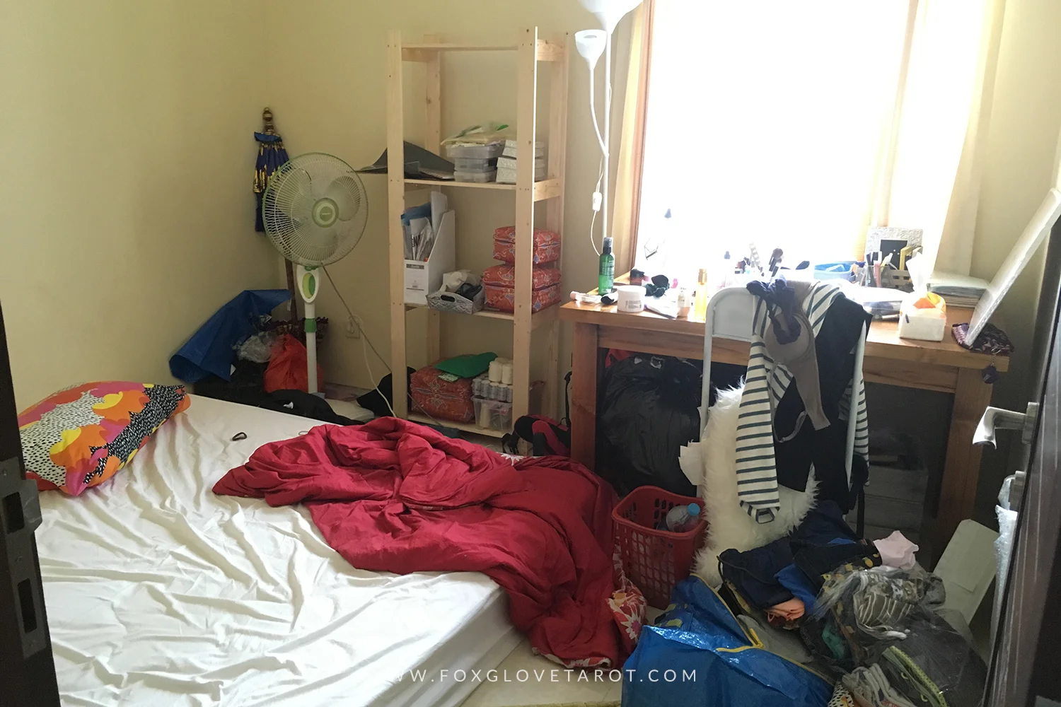 The kind of situation I lived in when I was struggling with depression. Sleeping in my study because my bedroom is humid af.