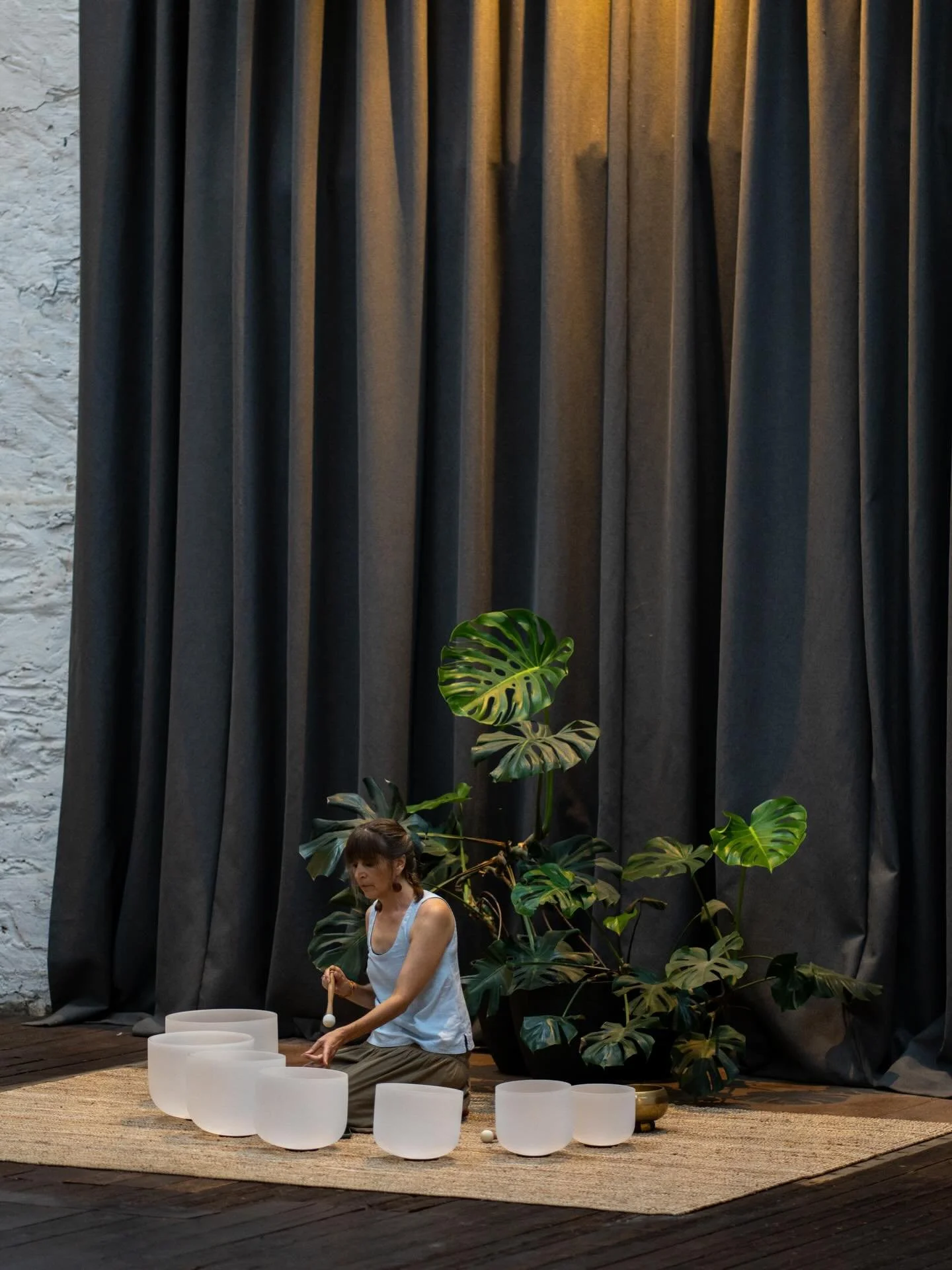 Sound Nest at The Dock Studio Friday 17th April&hellip; this event will be special - my new Crystal Bowls are having their first outing! 😌

Imagine being cocooned in a hammock, fully held, fully suspended - nowhere to be but here, nothing to do but 