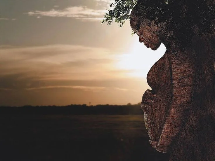 Black Mother Gaia birthing the next planet. Earth's been canceled. 