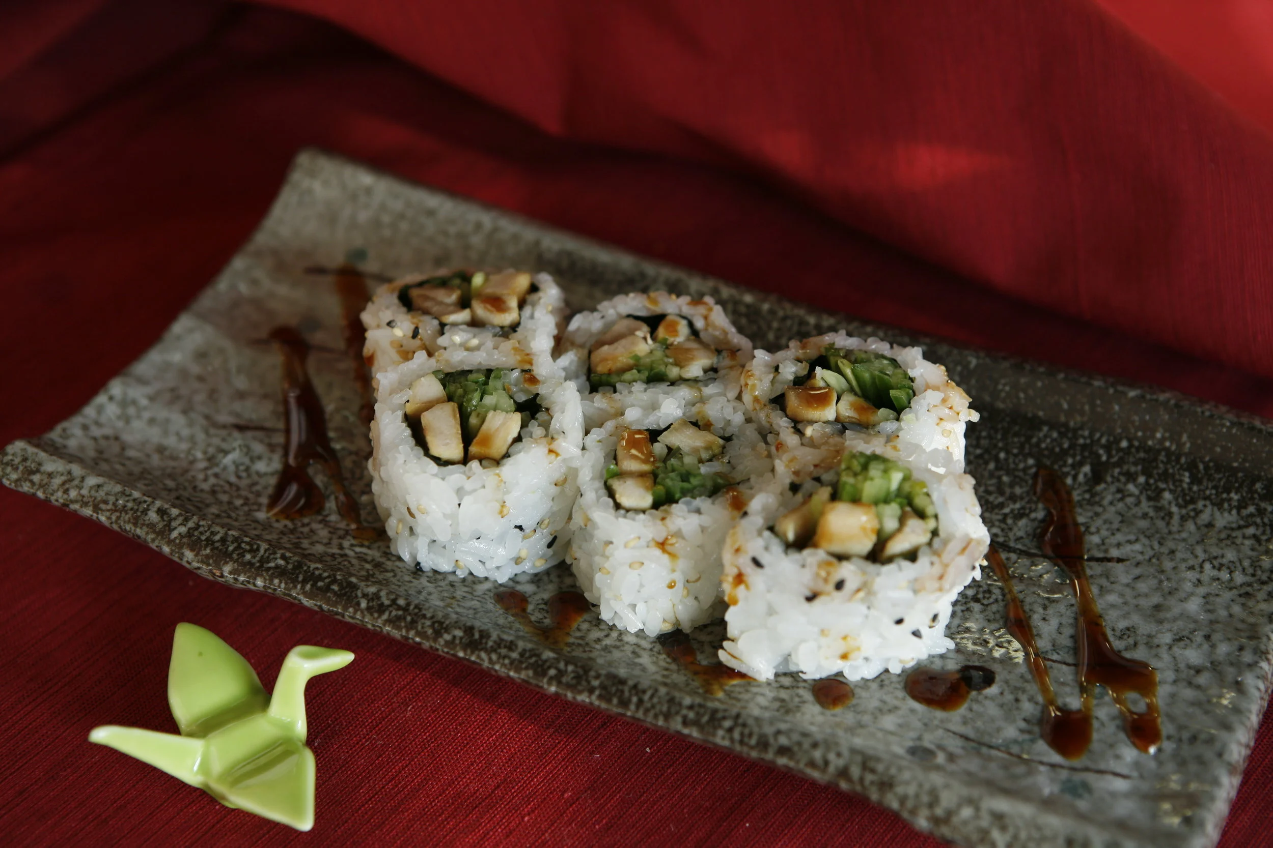 CHIKEN TERIYAKI MAKI