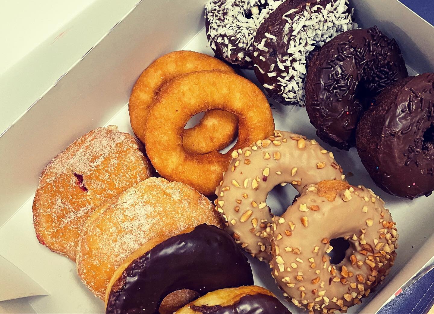 National Donut Day! Of course coffee and conversation make them taste even better 🍩💕#citydonuts , #dadsanddonuts , #donuts , #donutsandcoffee , #classicflavours , #enjoylife , #keeppedaling , #coloradolife , #enjoy