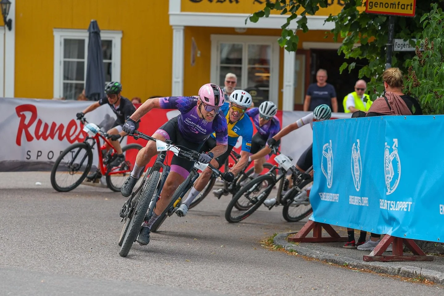 🥈 @engelbrektsturen 🤙🏼

Fin dag med bra ben! Har filat lite p&aring; spurten senaste veckan, s&aring; det har l&ouml;st sig 😜 Starkt @midtsundstad04 att g&aring; solo, grattis 🙌🏼

Foton: @cykelkanalen.se 

@vostroblockevolite 
@tripoint_officia