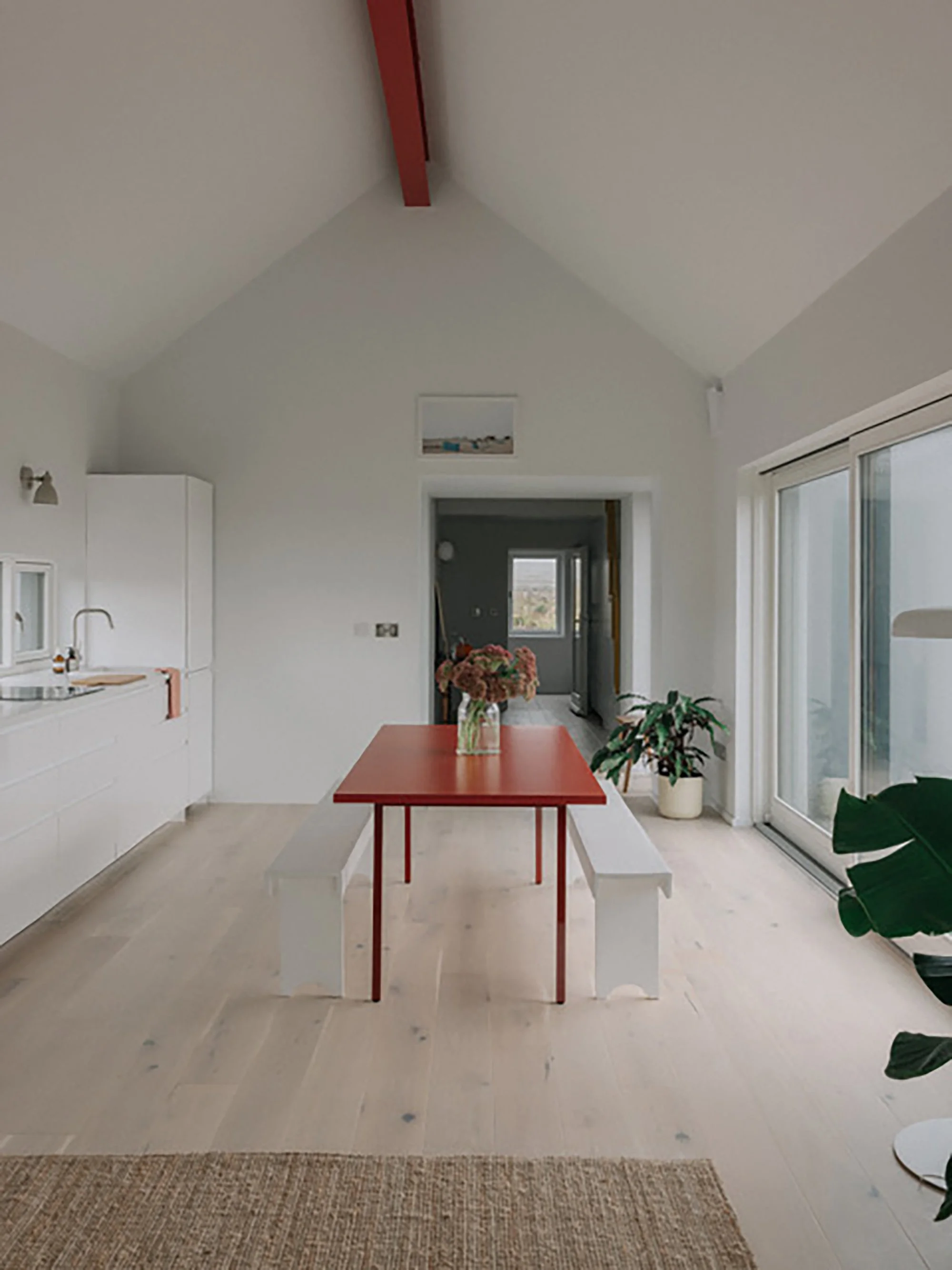 Summerage_interior east_S Starick.jpg