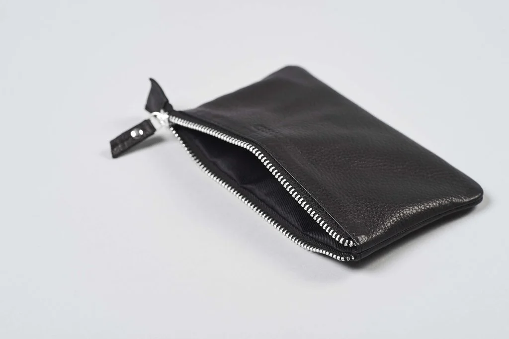 leather_case_big_4.jpg