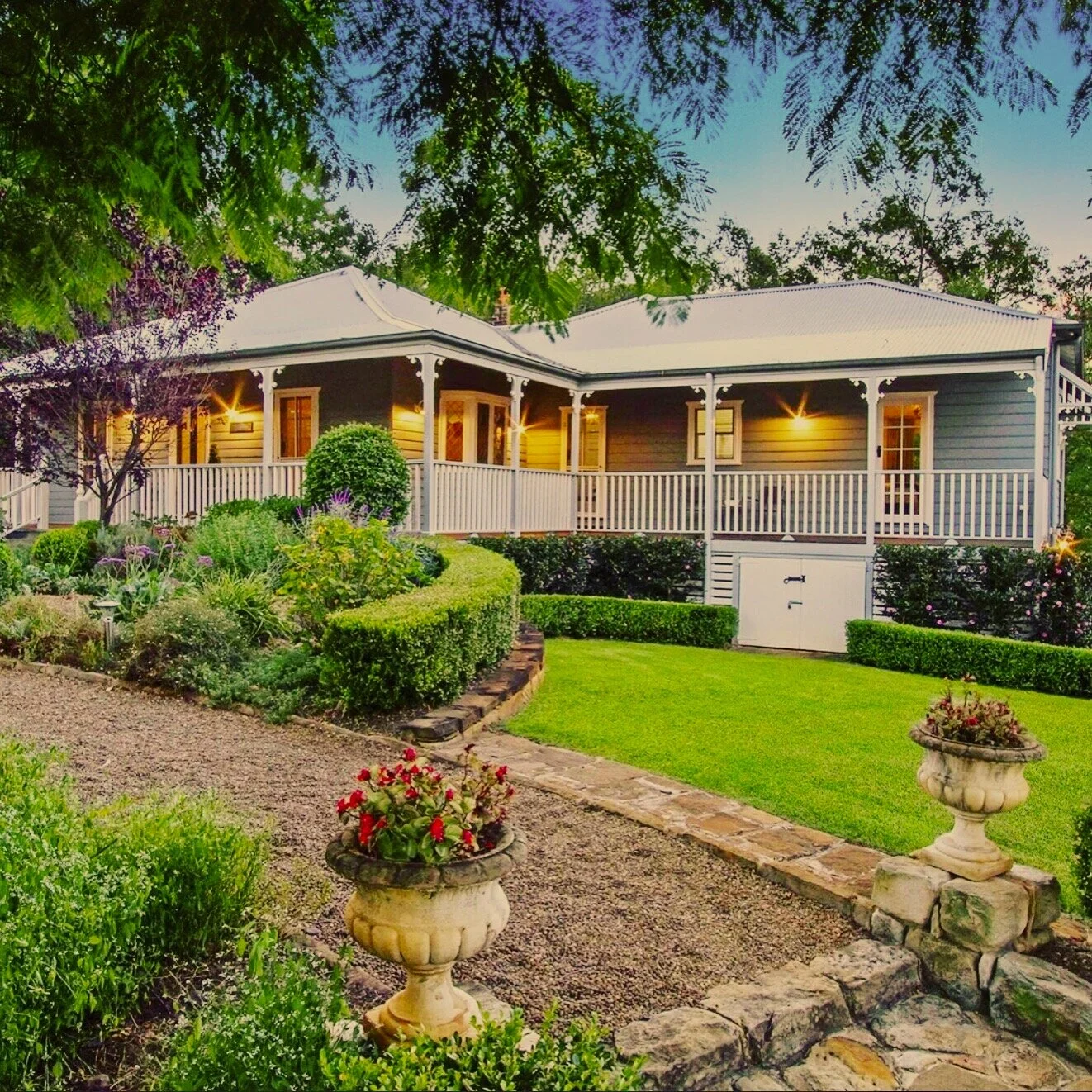 Curraweena House, Kurrajong Sydney Yoga Retreat Venue, Microwedding