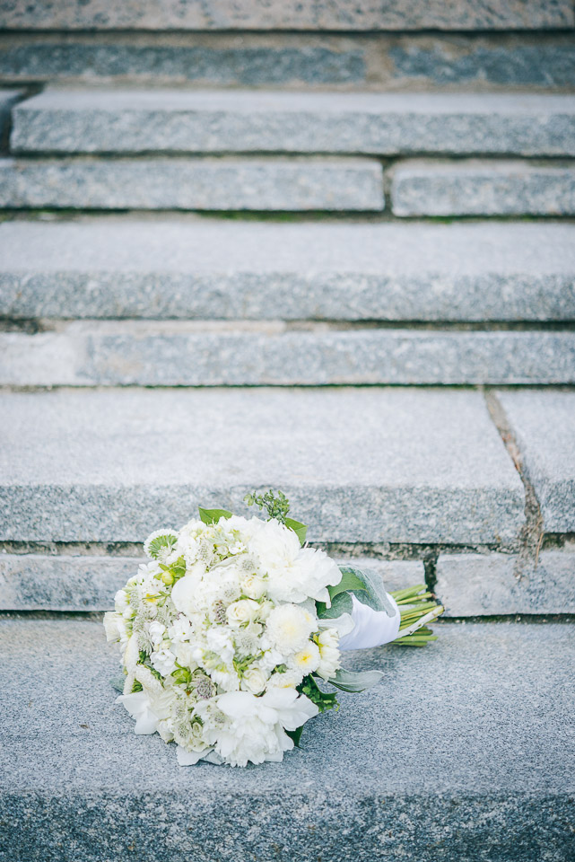 NH Wedding Photographer: bride's bouquet on rocks