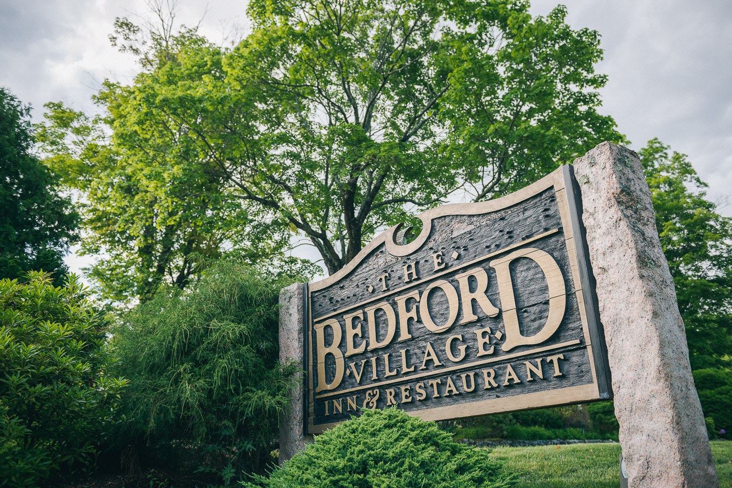 NH Wedding Photographer: Bedford Village Inn sign