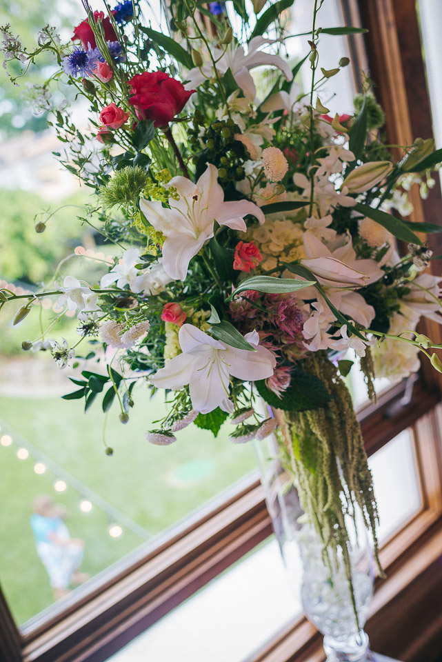 NH Wedding Photographer: floral arrangement reception 