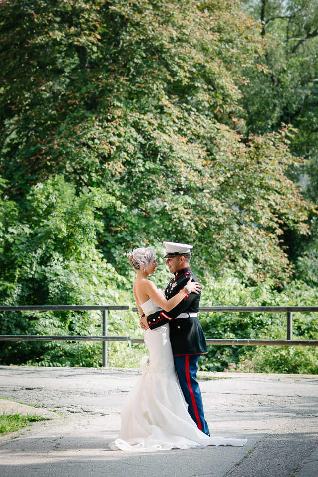 NH Wedding Photographer: outside Rivermill