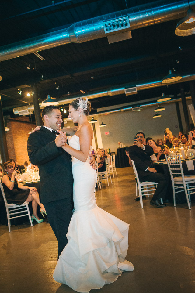 NH Wedding Photographer: first dance with couple