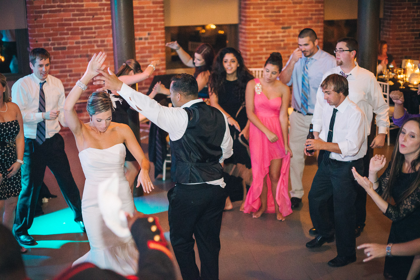 NH Wedding Photographer: couple dancing 
