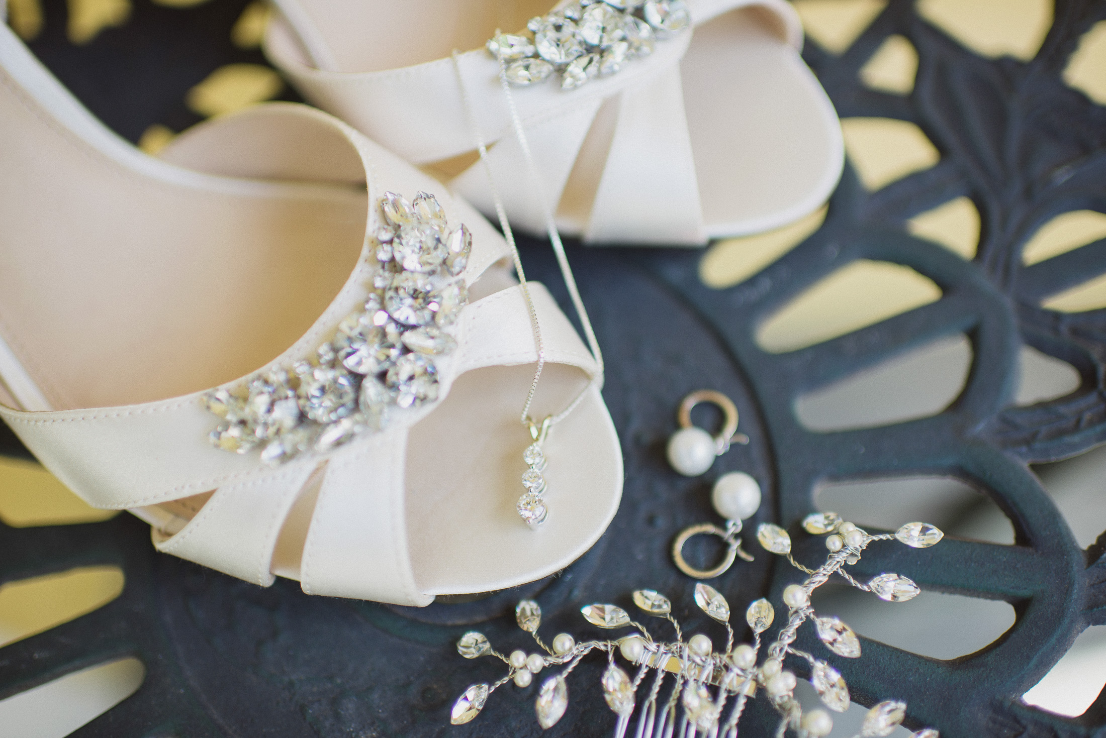 NH Wedding Photographer: Bedford Village Inn shoes and details