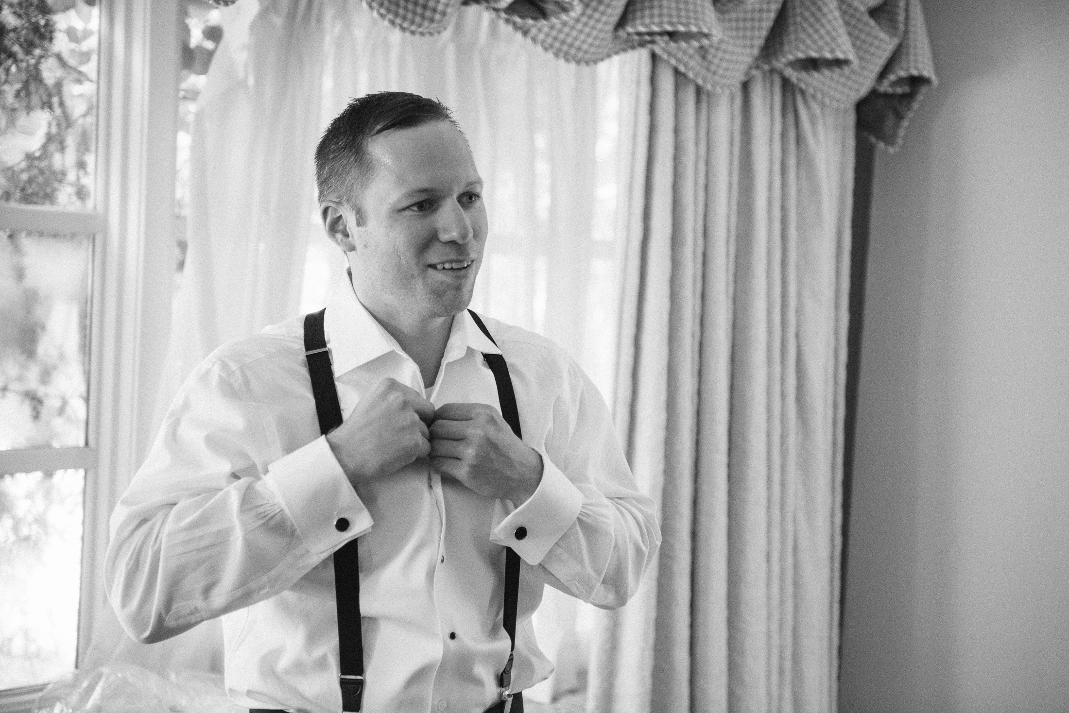 NH Wedding Photographer: groom in Bedford, NH