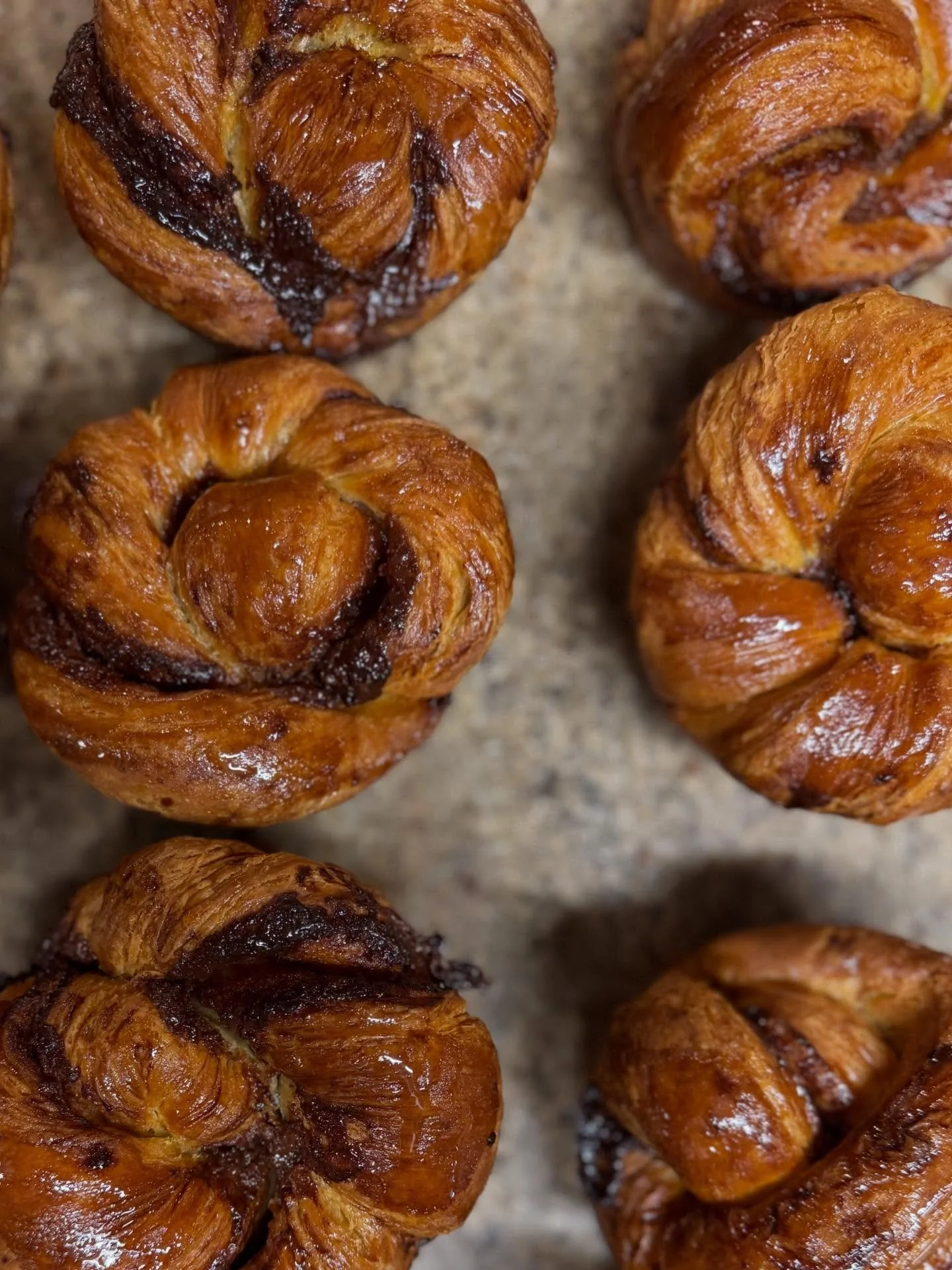 BakeShop Open Saturday 10th, 9.30am
Selection of freshly baked brown soda breads, classic Guinness bread loaves, yeast and sourdough loaves, morning buns and savoury pastries. Shelves stocked with homemade preserves and breakfast marmalade.
Tea /coff