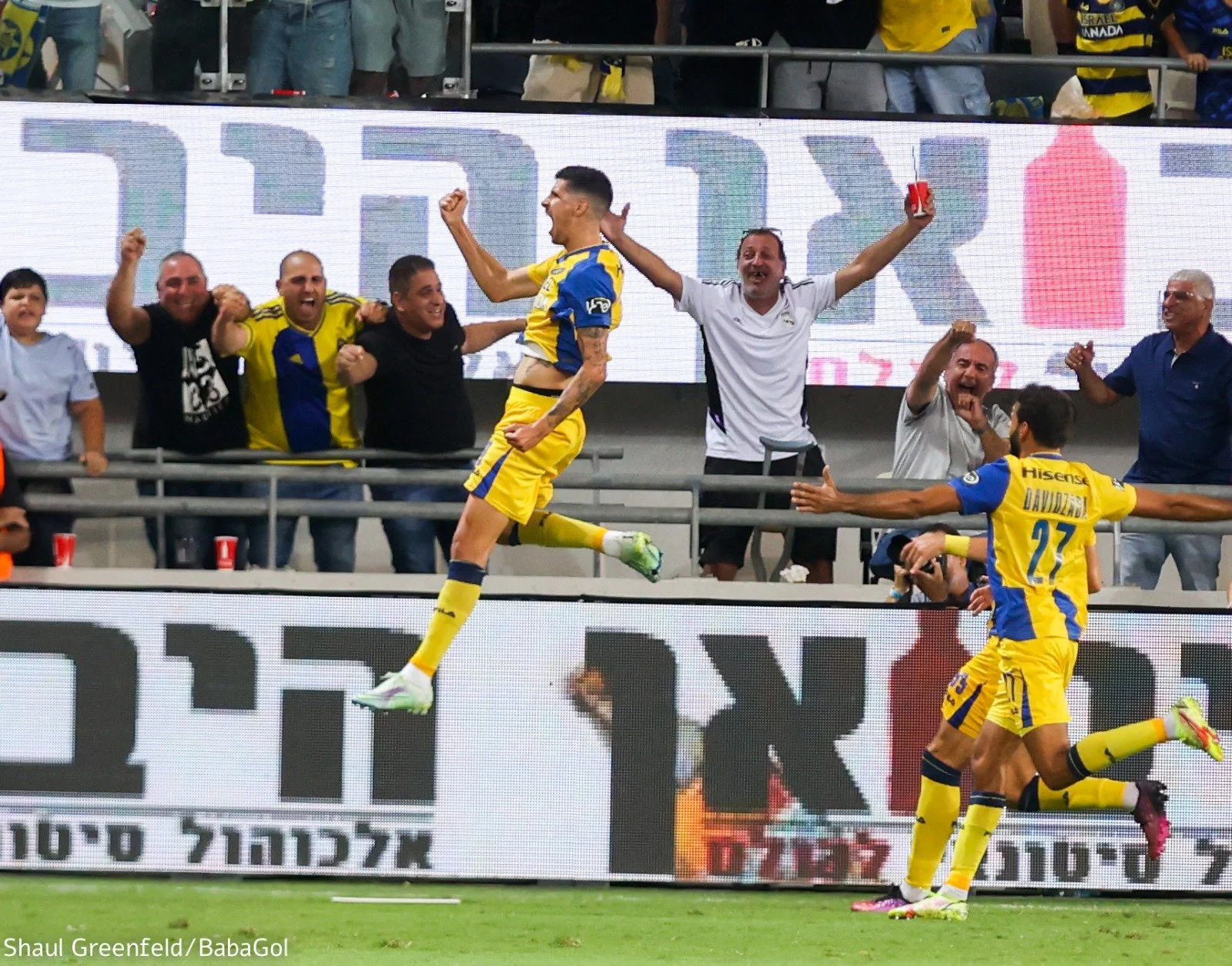 Maccabi Tel Aviv stun Nice in Conference League play-offs