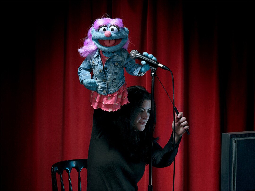 Part of a series on London puppeteers, here's Laura Bacon and Patsy May⠀⠀⠀⠀⠀⠀⠀⠀⠀
Laura regularly performs around London with Patsy May and other puppets. She combines her shows with videos she makes as part of the show. Laura and Patsy May recently m