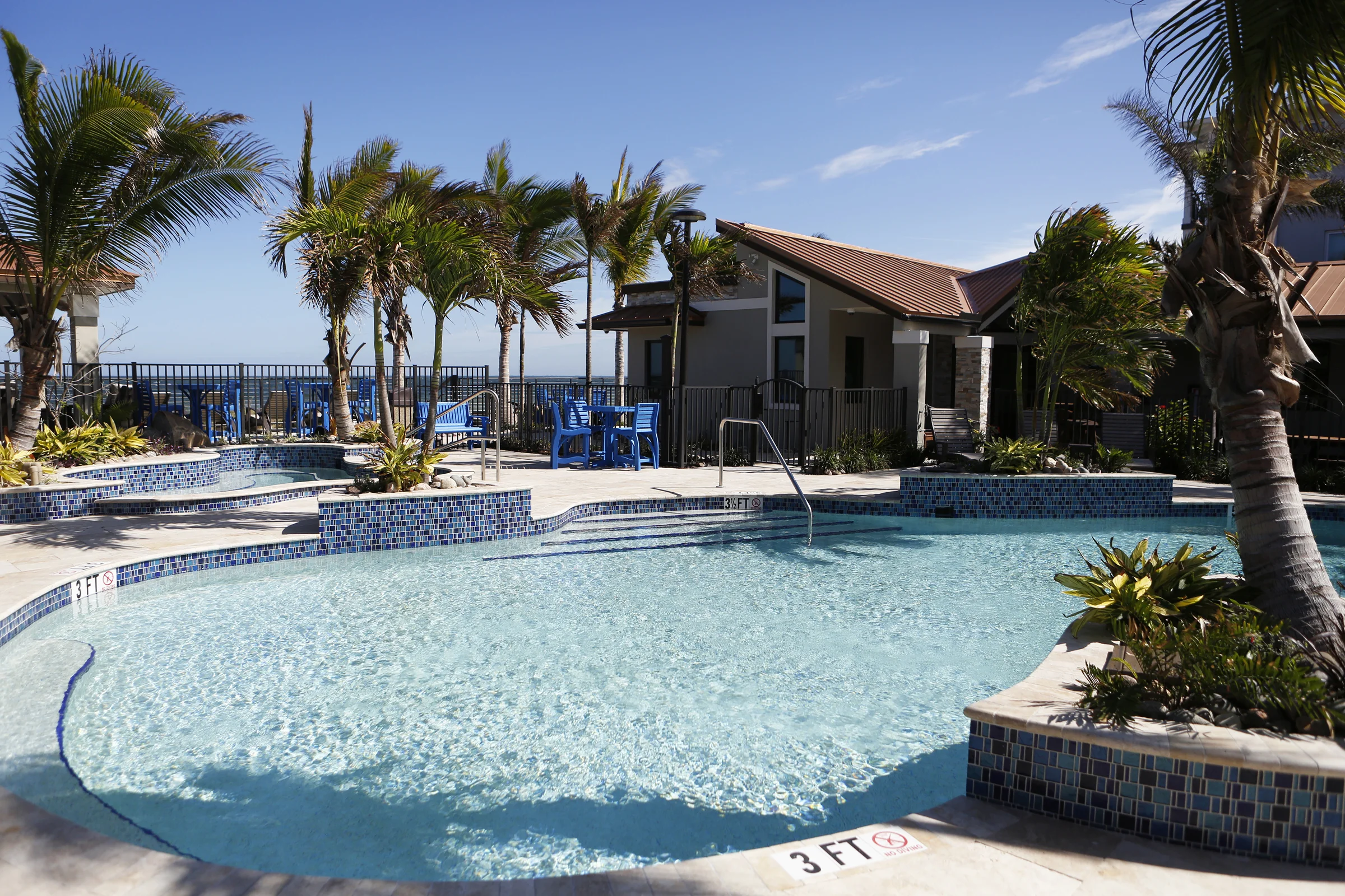 RodReelResort_0003.jpg