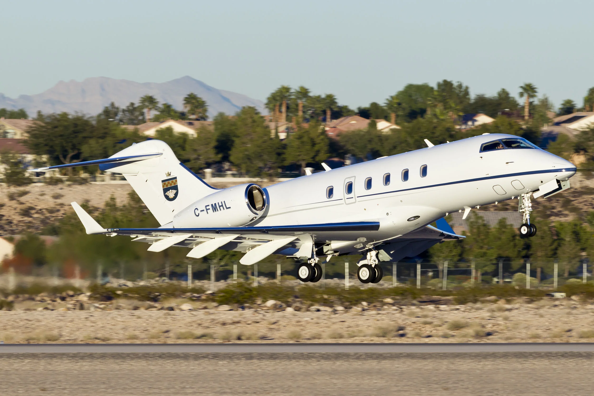 C-FMHL_001 19-11-15 V2.jpg