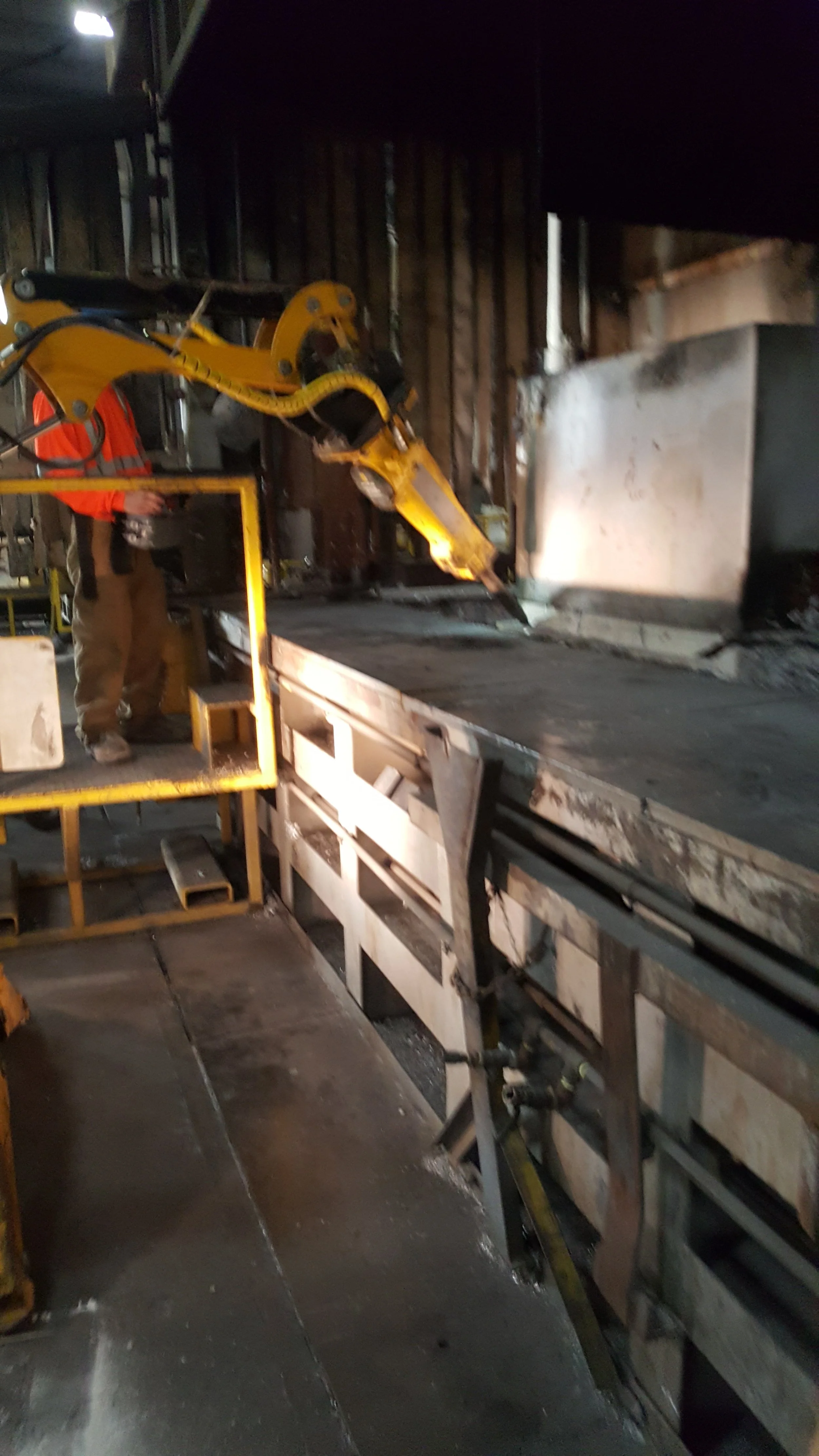 Brokk 90 Lotus Bowl Demolition