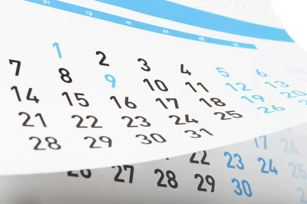 Calendar-generic-page-turning.jpg