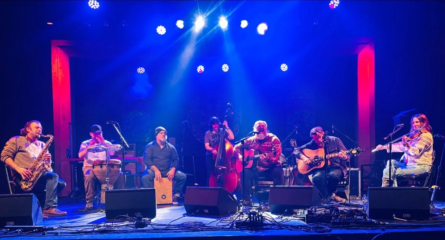 What a special night! Thanks to all who came out on a snowy Sunday eve to @ftcpresents for our full band acoustic set! Happy 25 years to @railroadearth and thanks for having us on the bill! #originalmusic #