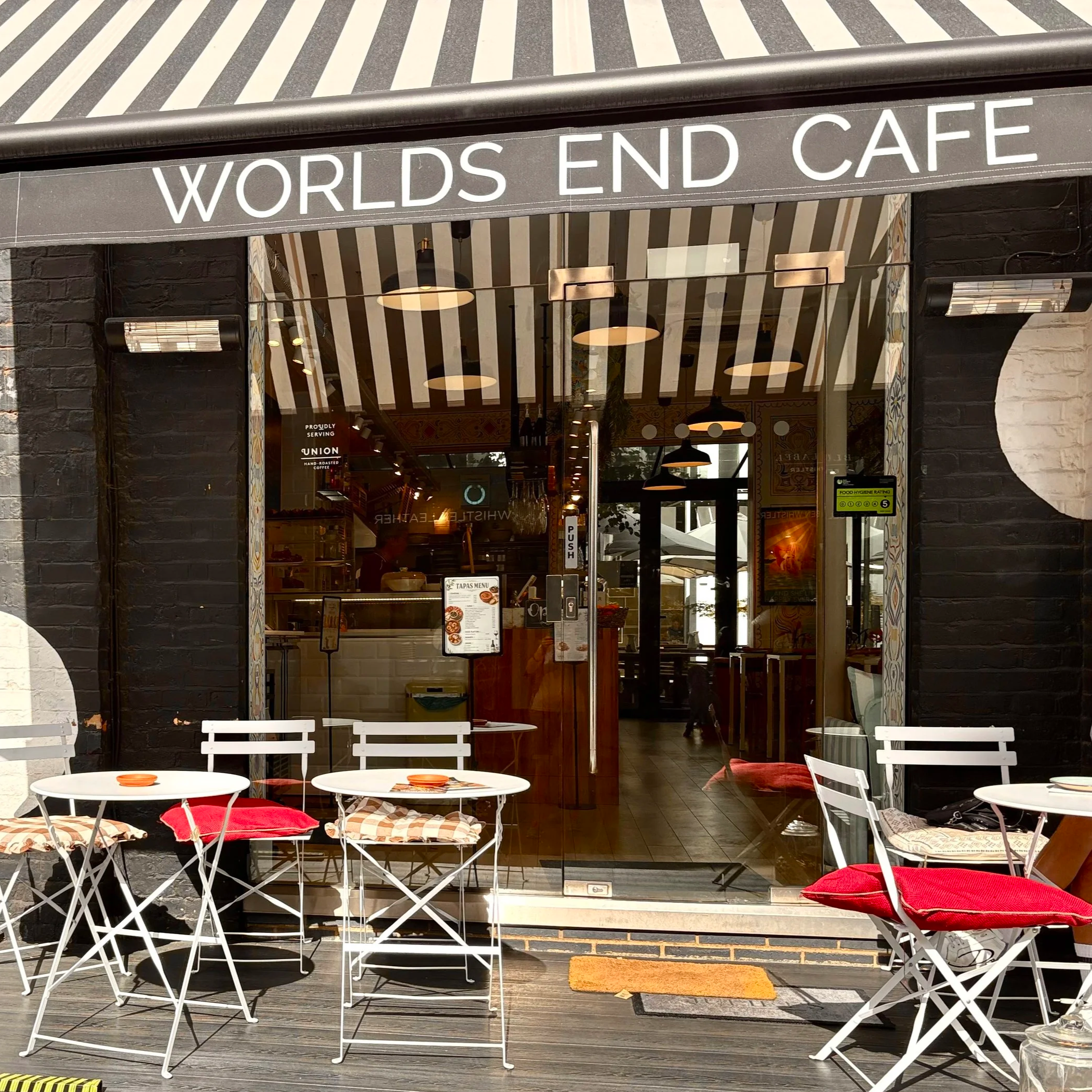 Red Deer Green Dragon recording from World’s End Cafe Chelsea Harbour 
