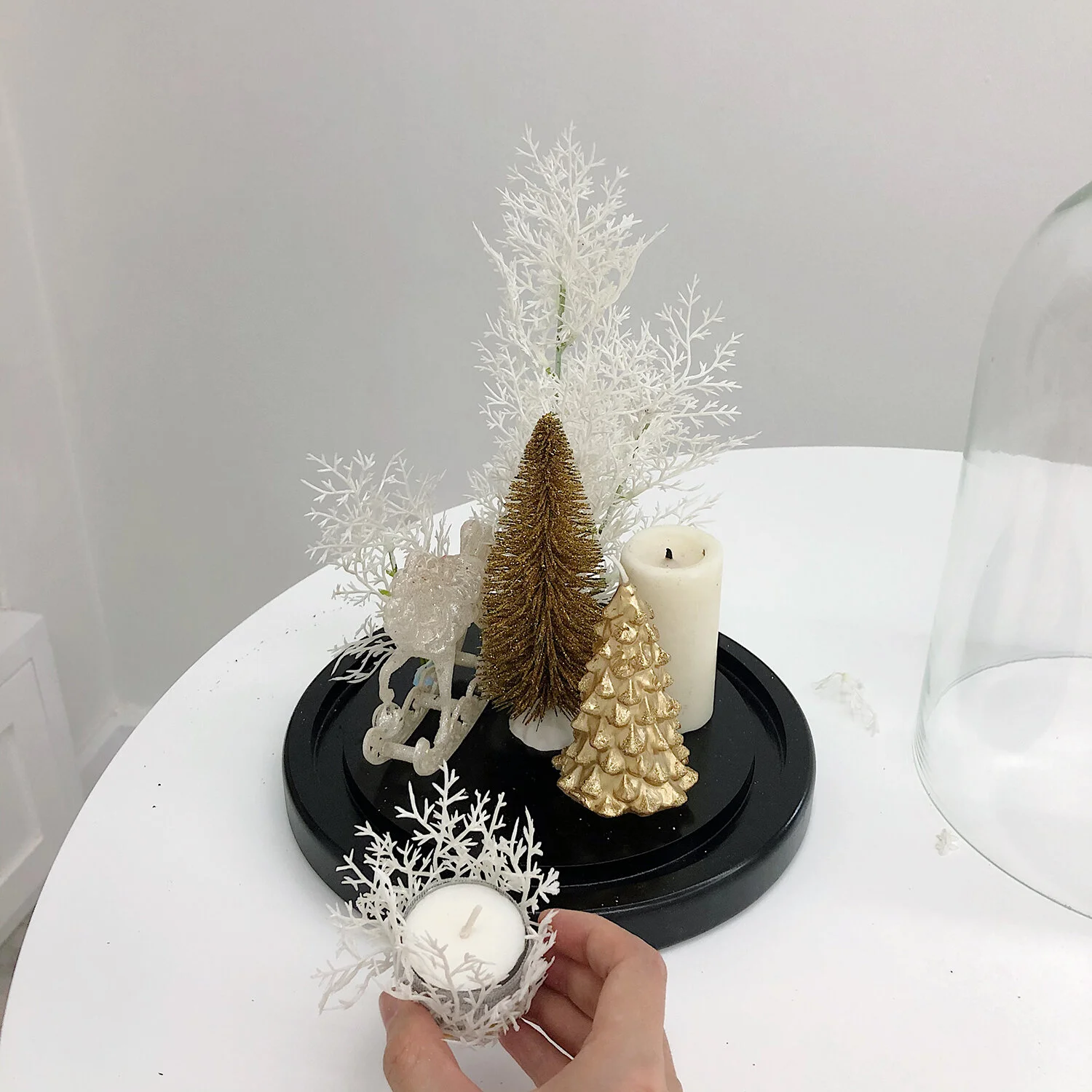 Tự làm đồ trang trí Giáng Sinh từ đồ cũ tránh lãng phí, thải thêm rác nhựa