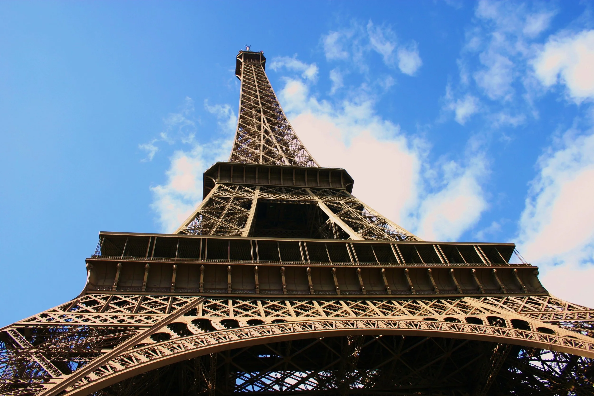 Eiffel Tower - Blue Sky.JPG