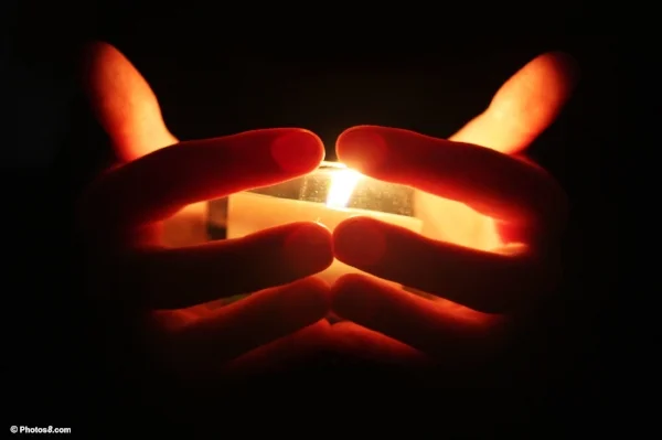 candle3.jpg