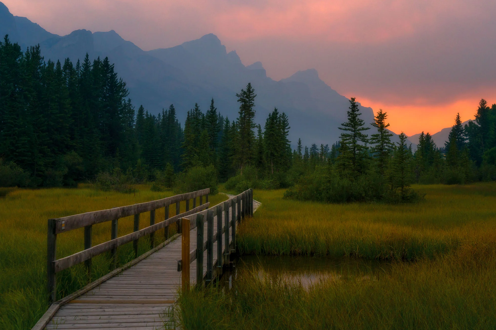 A fiery sunset evening in Canmore 