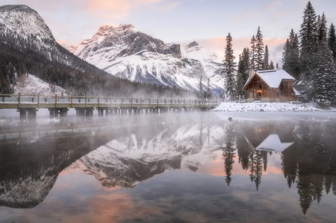 The deep freeze temps we have been experiencing here in Chicago always make me think of the days I have been out photographing in these frigid conditions. As uncomfortable as it may be, some of my very favorite images have been photographed on the co