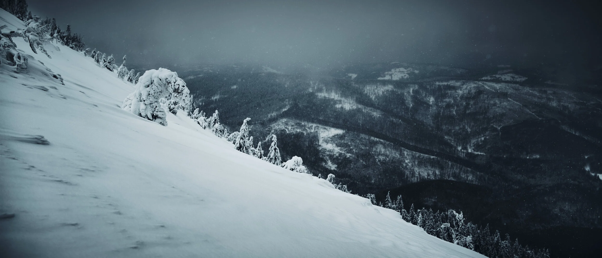   [ Beskid Zywiecki Range, Irix 45 ]  