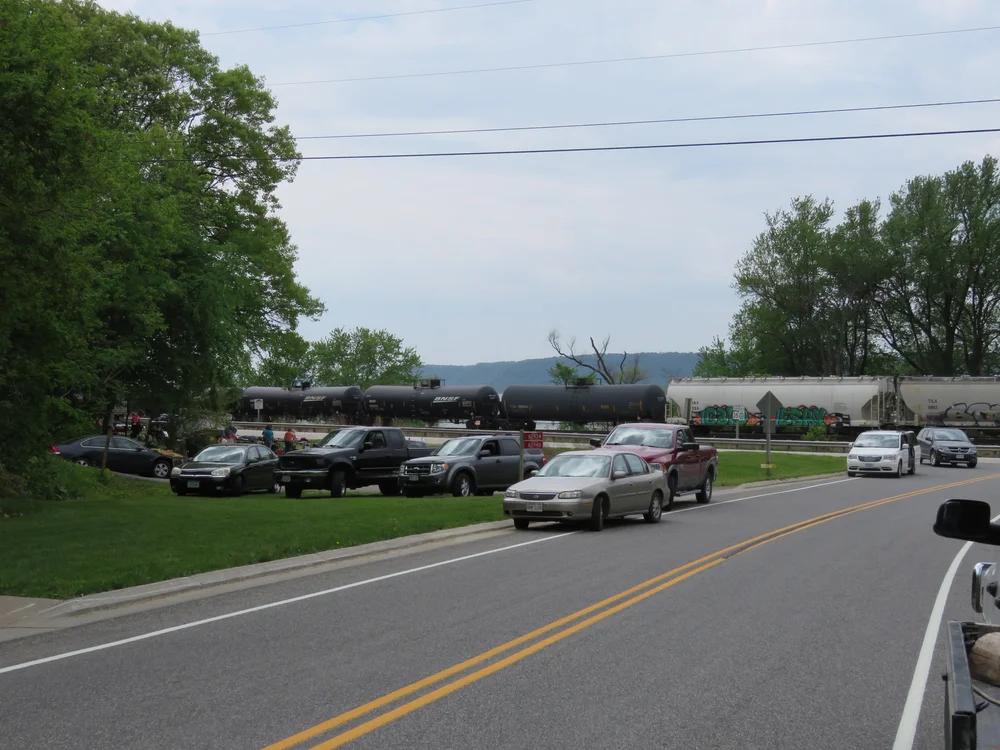 Gallery Rummage along the river