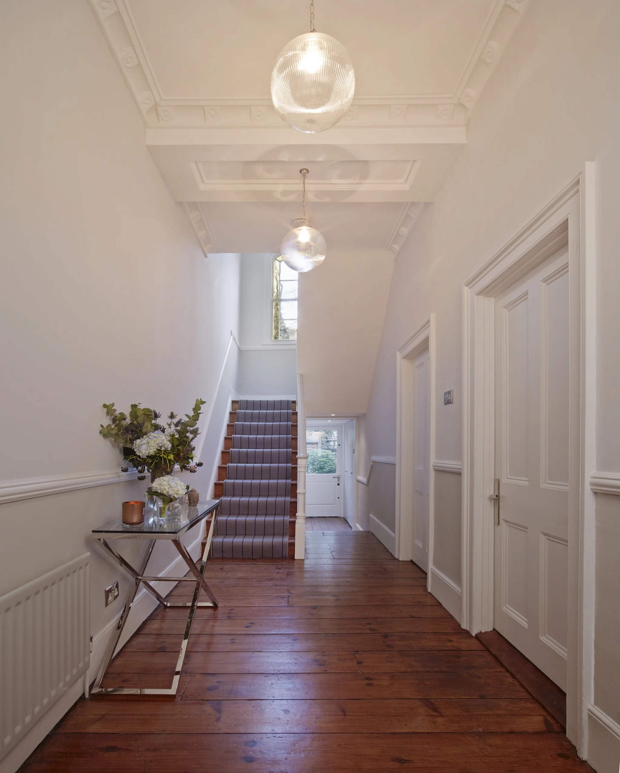 HALL_1_Lonsdale.jpg