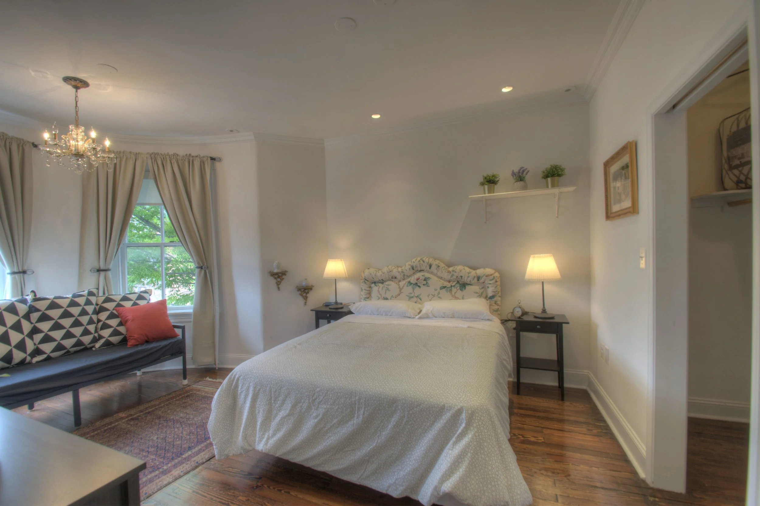 Master Bedroom.jpg