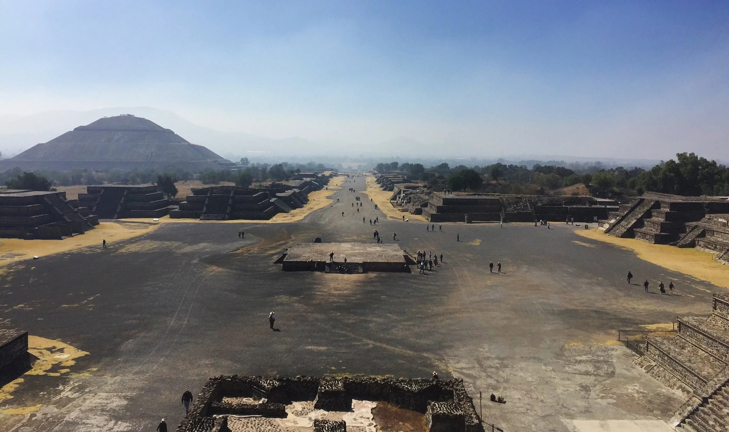 Of mists, pyramids and a lost civilization