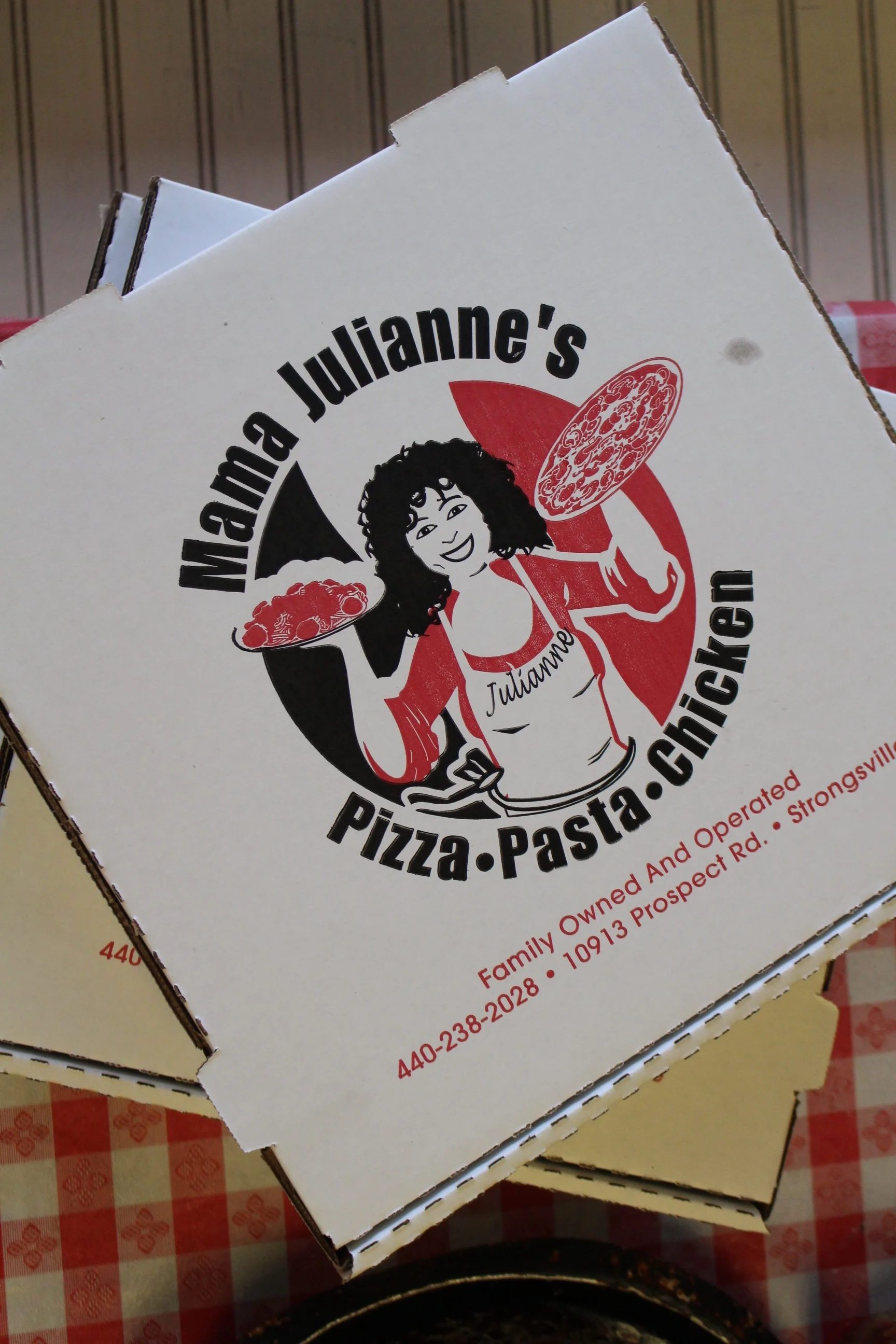 Coupons — Mama Julianne's Pizza