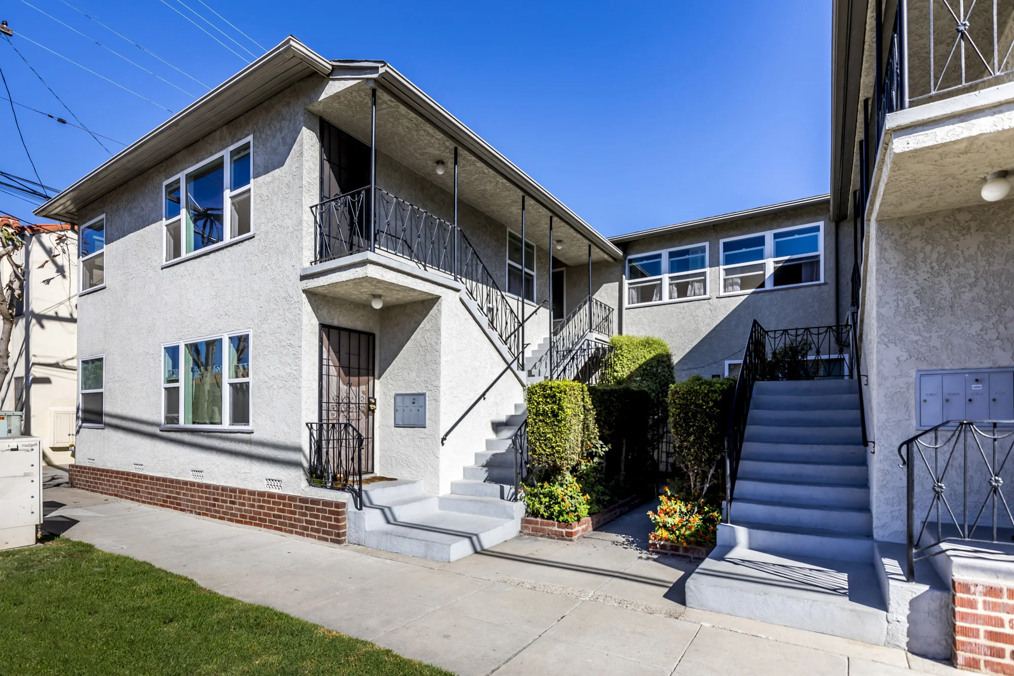 5025 East 1st Street, Long Beach, CA 90803