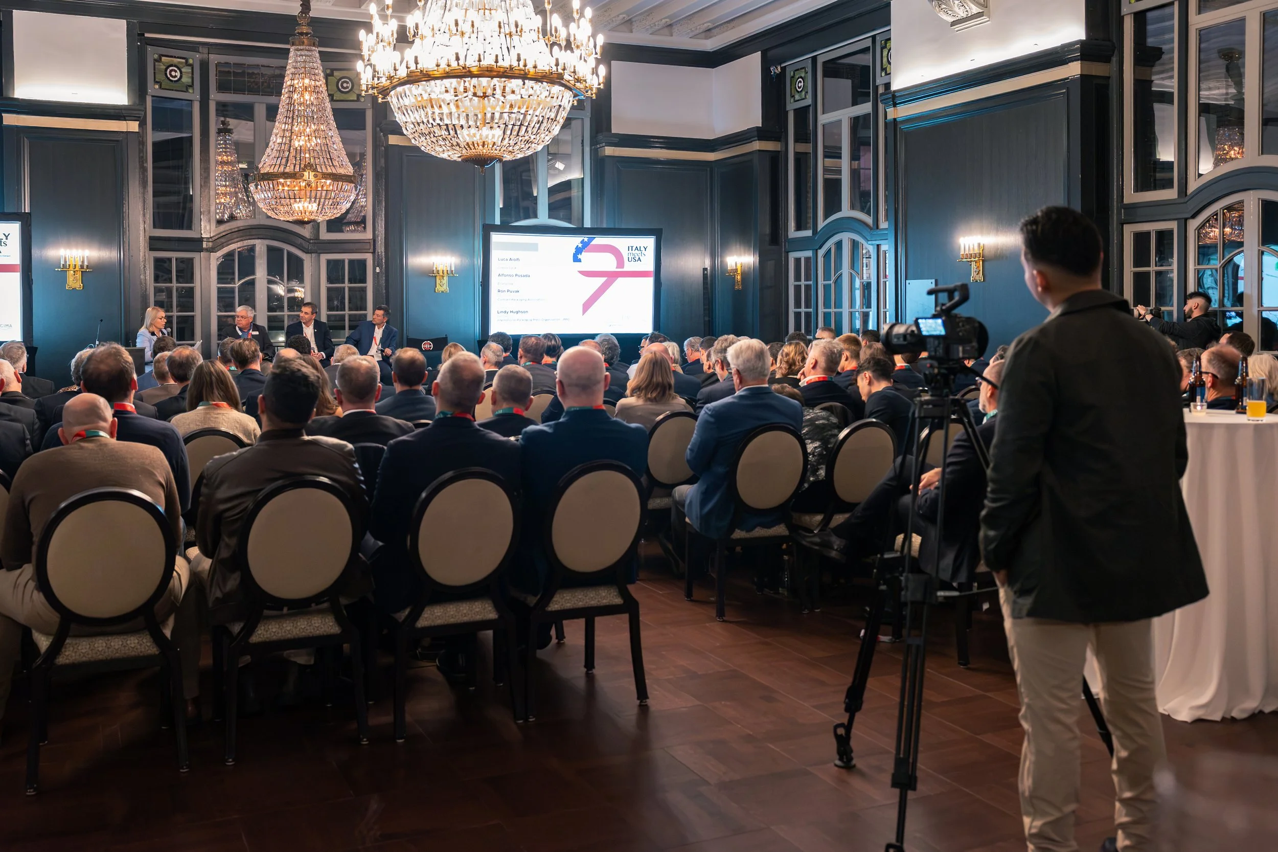 Roundtable_Networking_2026_HL-27.JPG
