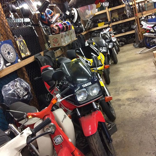 If you need a good shop, with swell folk and lots of old bikes and parts, hit up @bent.bike.ltd in Langley. They are some of the best. 🏍❤️✌️
.
.
.
.
.

#ride #Discovery #Rider #Freedom #Moto #Motorcycle #MotorcycleLife #FreedomIsAFullTank #BikeLife 
