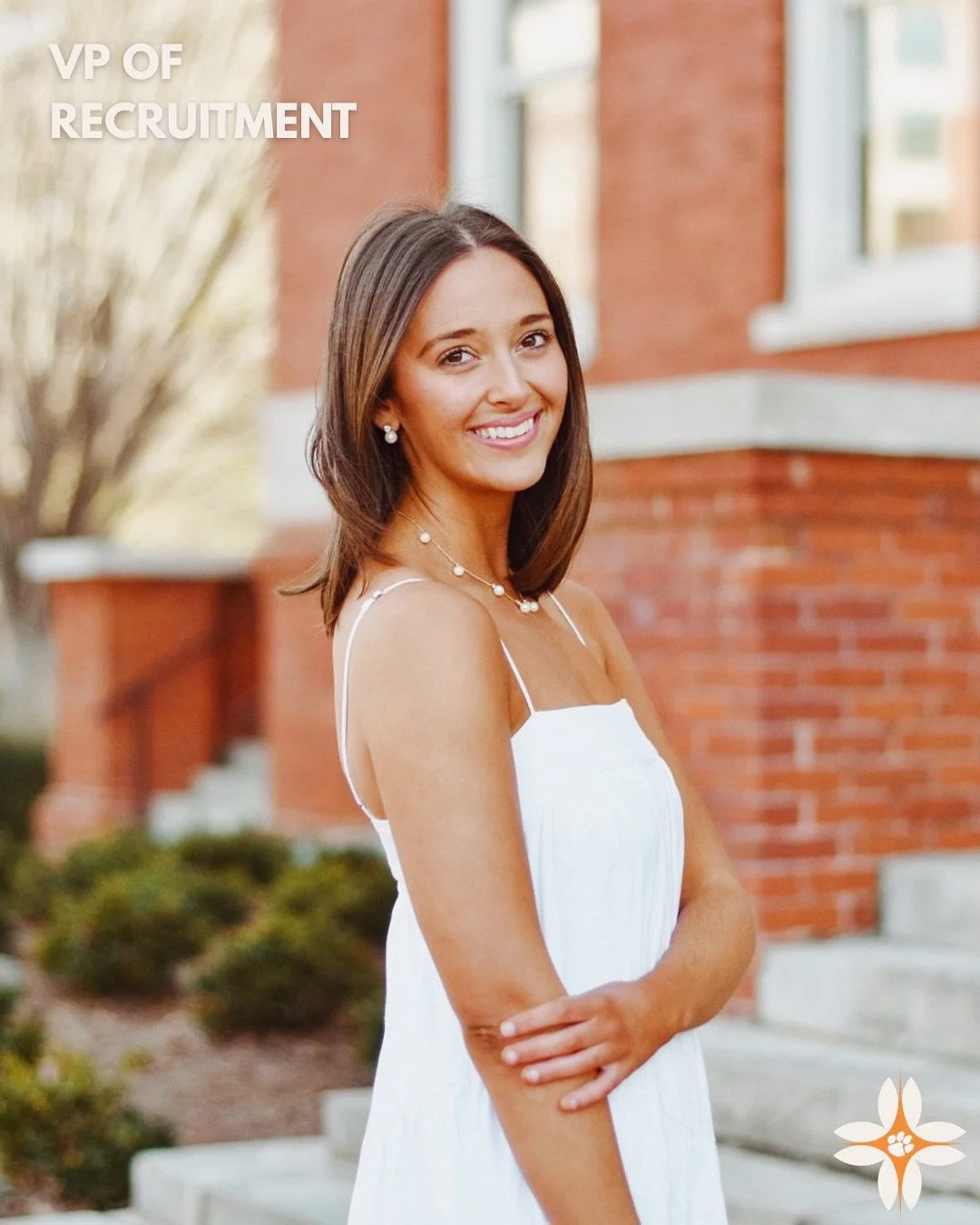 Meet our VP of Recruitment!
@marymartinolds 

Swipe to learn more about Mary Martin 🧡

#LoveBeyondLetters