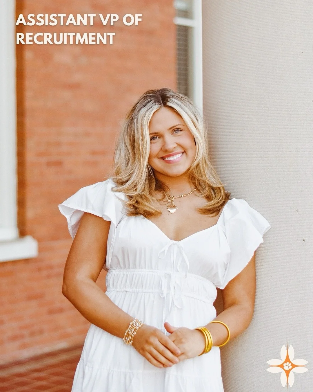 Meet our Assistant VP of Recruitment!
@lydiabranham_ 

Swipe to learn more about Lydia 🧡

#LoveBeyondLetters