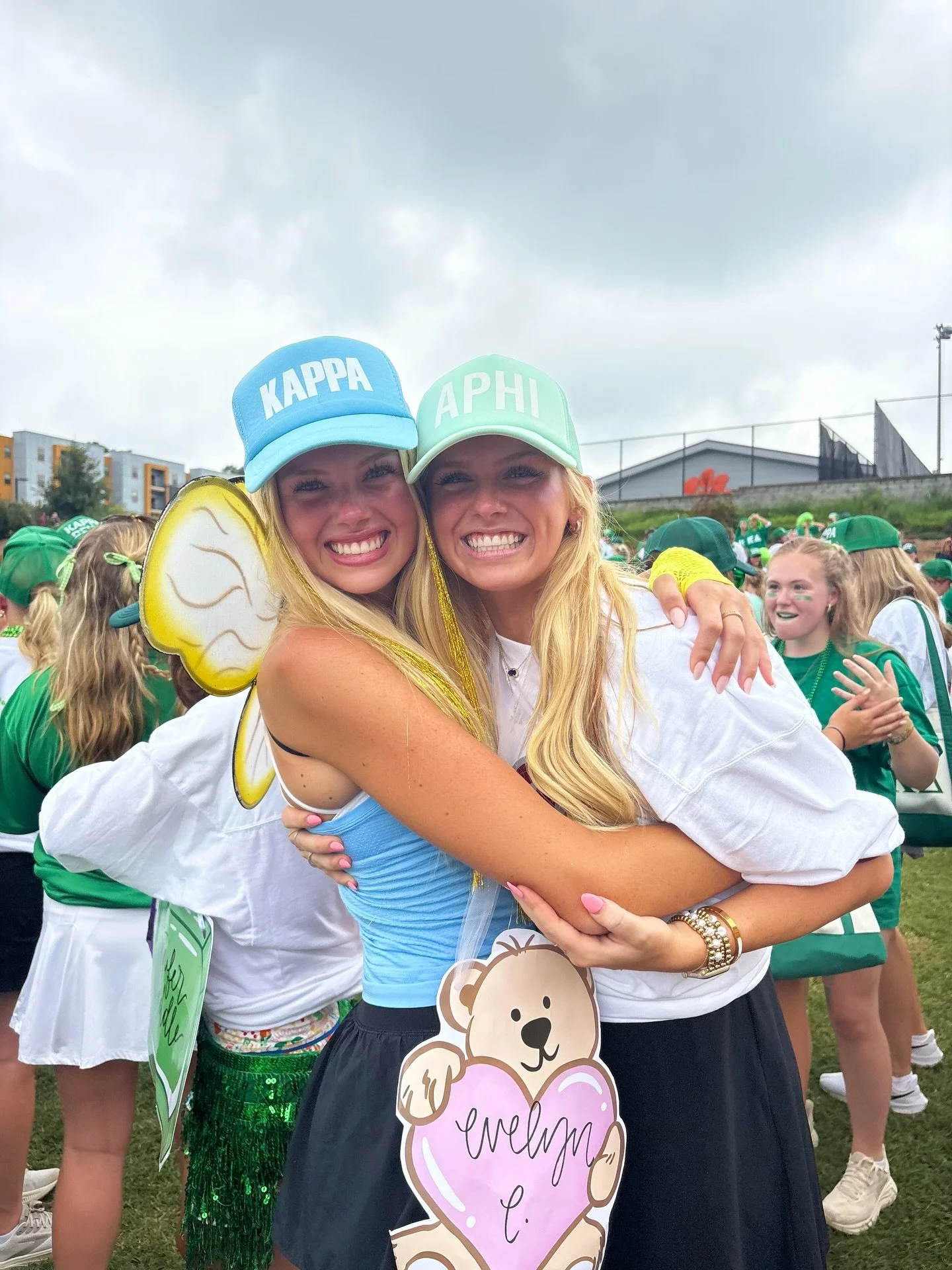 Meet the Edwards sisters!! We are so grateful to feature Carlisle and Evelyn Edwards who found their homes in Kappa Kappa Gamma and Alpha Phi. 

Read about their Panhellenic and Clemson experience using the link in our bio! 🩵

#Sisters&nbsp;#LoveBey
