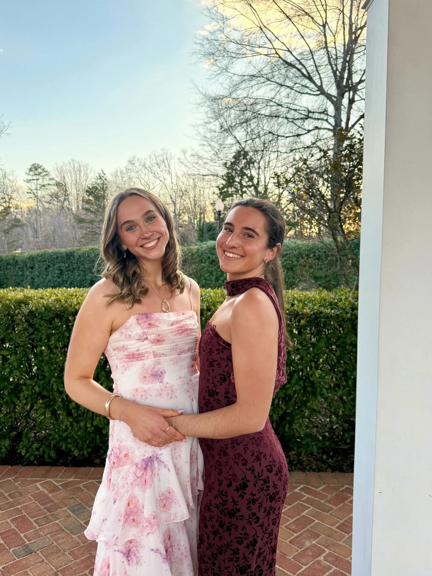 Congratulations to our April Panhellenic Woman of the Month, Carli Rivetti!! Swipe to read about Carli! 💚💚