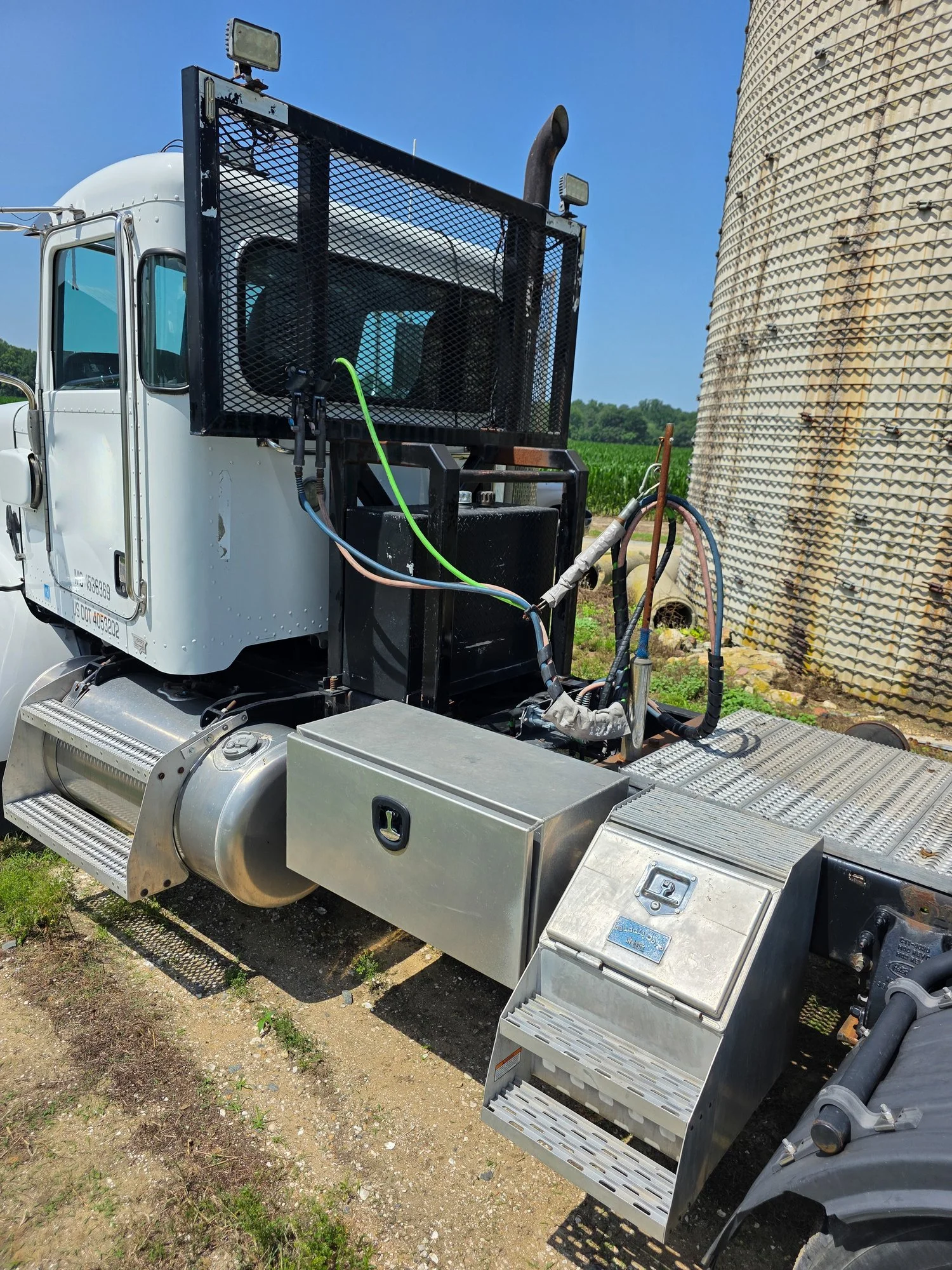 2014 Peterbilt 367  (5).jpg
