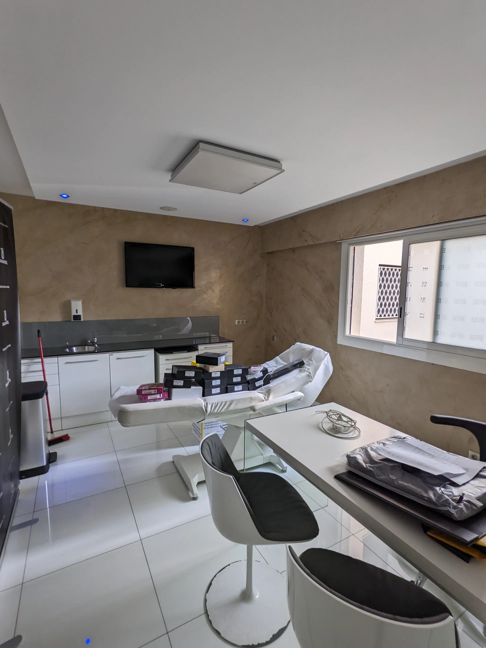 Peinture décorative Cannes – Projet Theo Issa