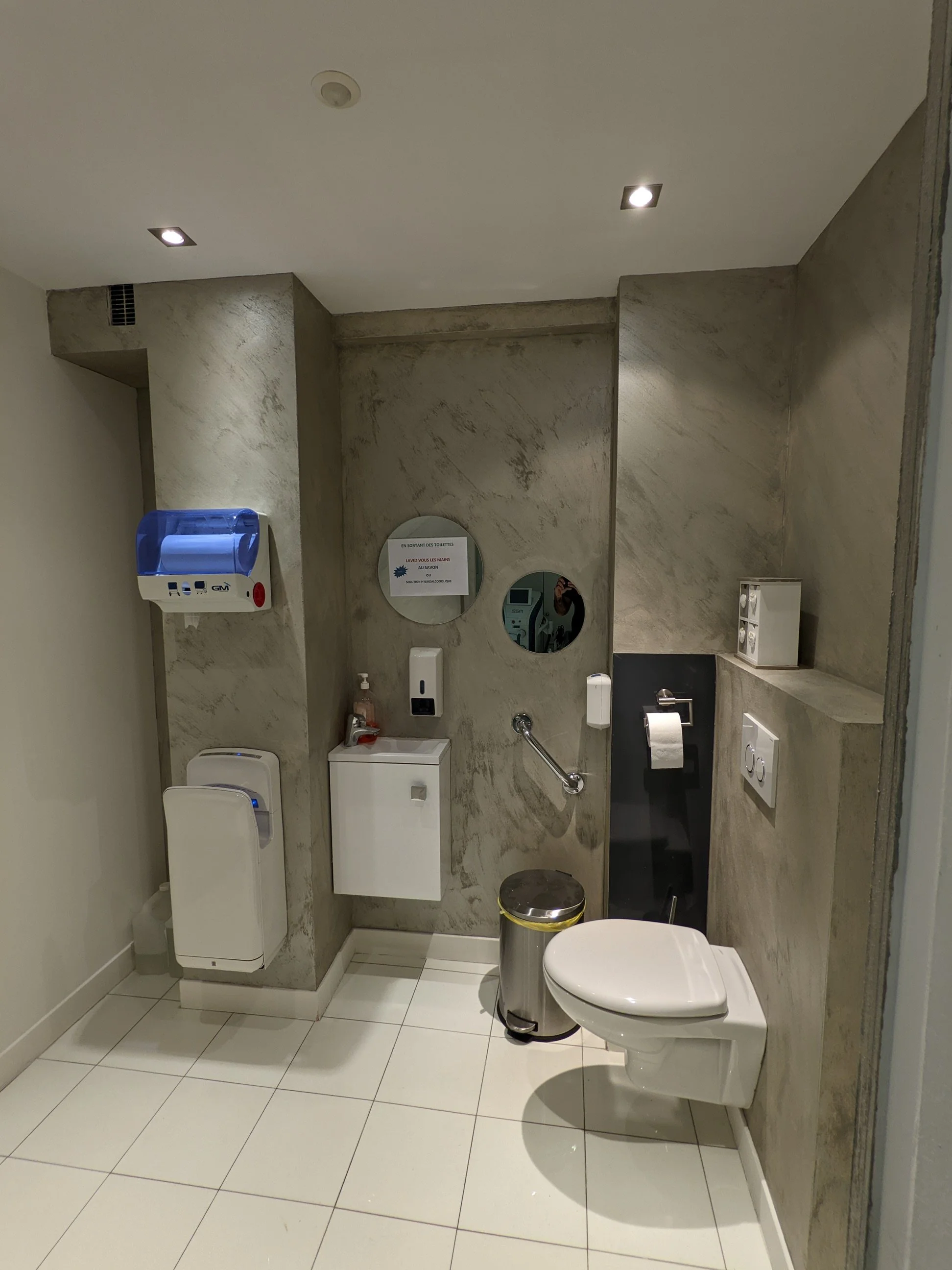 Peinture décorative Cannes – Projet Theo Issa